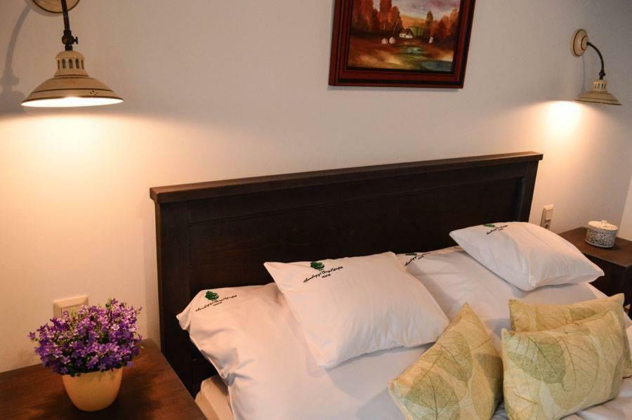 Bed and Breakfast Somhegyi Oereg Harsfak Major Vendeghaz Баконьбель Экстерьер фото