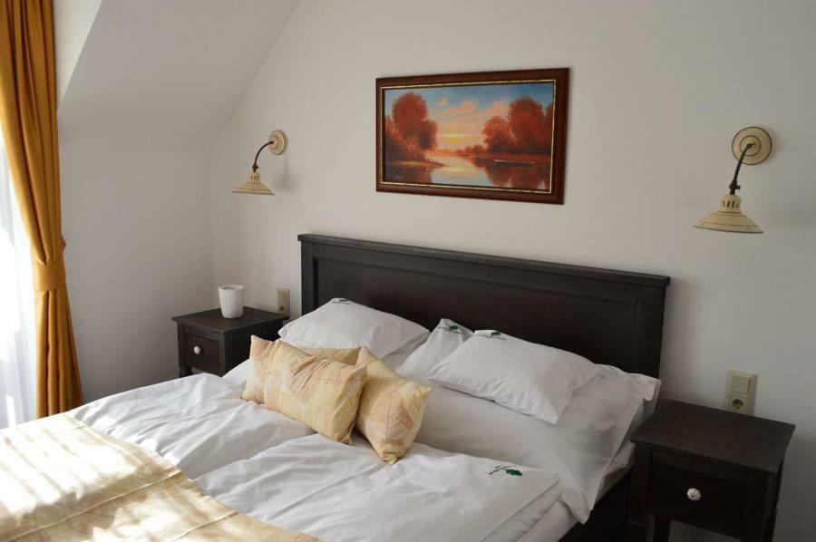 Bed and Breakfast Somhegyi Oereg Harsfak Major Vendeghaz Баконьбель Экстерьер фото