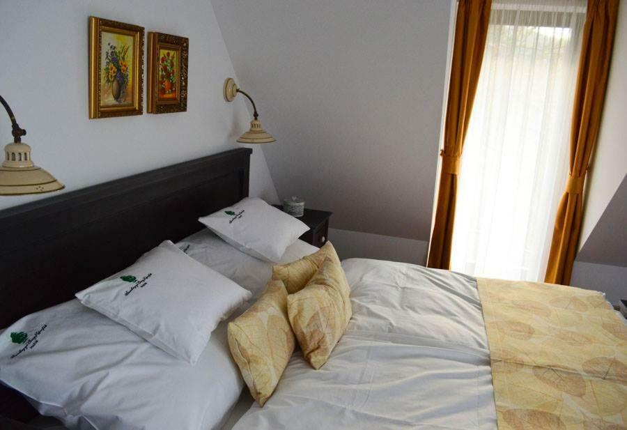Bed and Breakfast Somhegyi Oereg Harsfak Major Vendeghaz Баконьбель Экстерьер фото